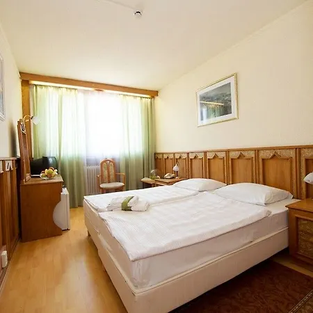 Grand Aranybika