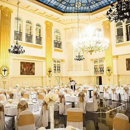 Отель Grand Aranybika 3*