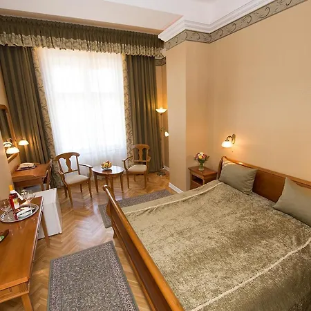 Grand Aranybika Дебрецен