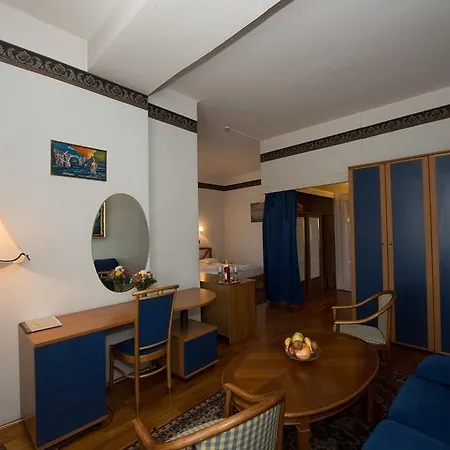 Grand Aranybika Hotel