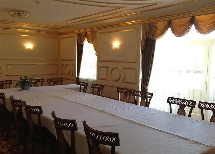 Grand Aranybika Hotel 3*