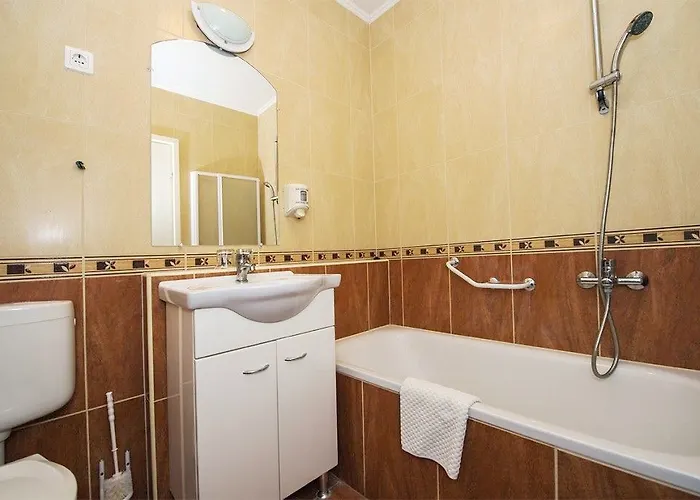Grand Aranybika Hotel