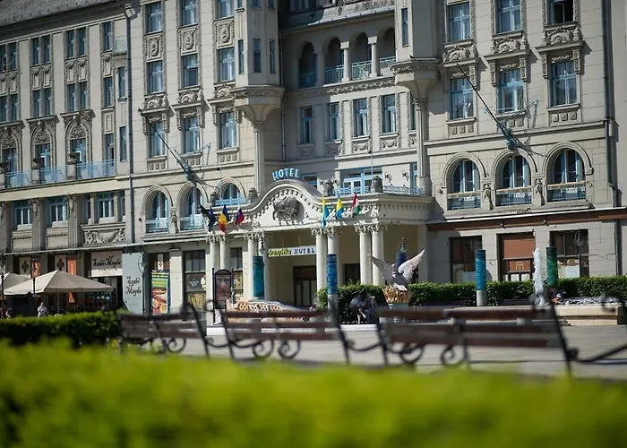 Grand Aranybika فندق ديبريتْسين